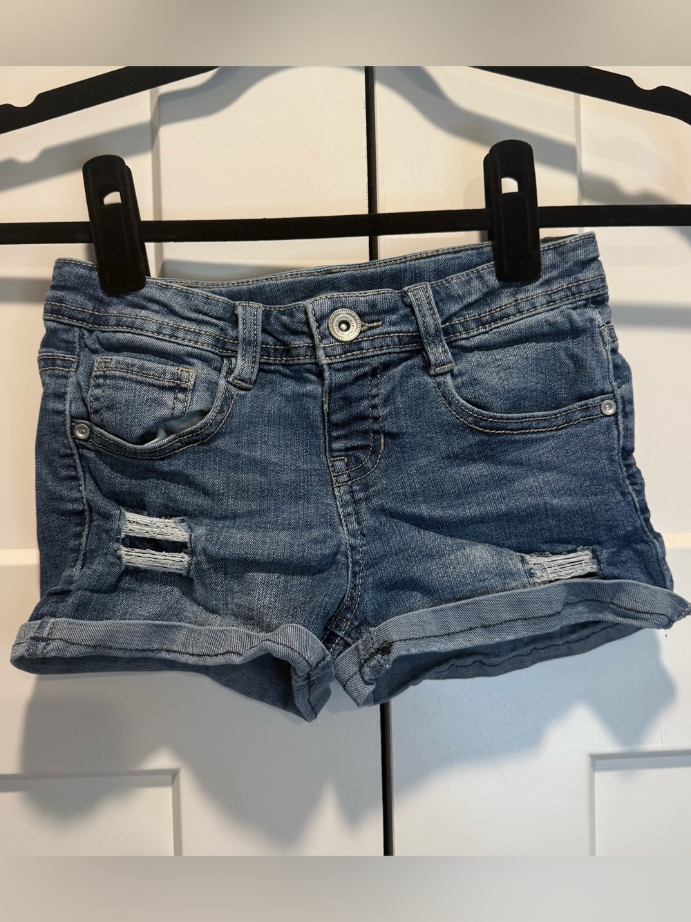 Blue Denim Girl’s Medium (7/8) Rolled-Hem Shorts